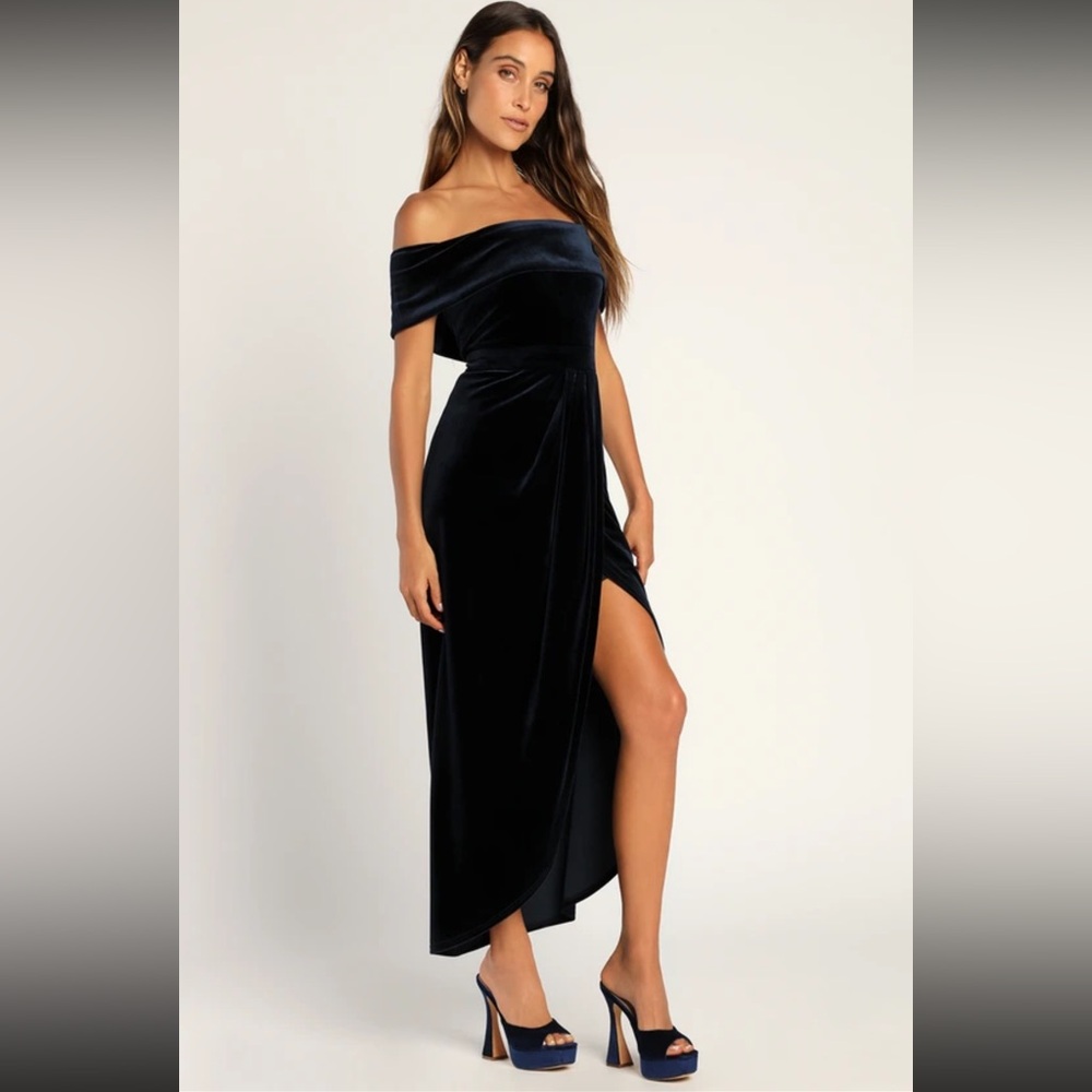 Lulus Navy Blue Off-the-Shoulder Velvet Dress